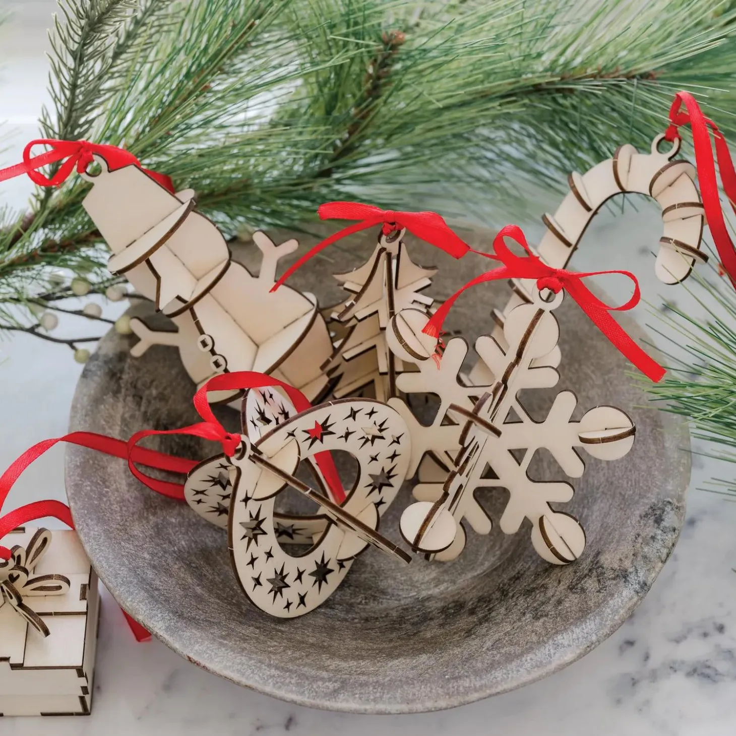 12 Days of DIY Wood Ornaments Advent Calendar
