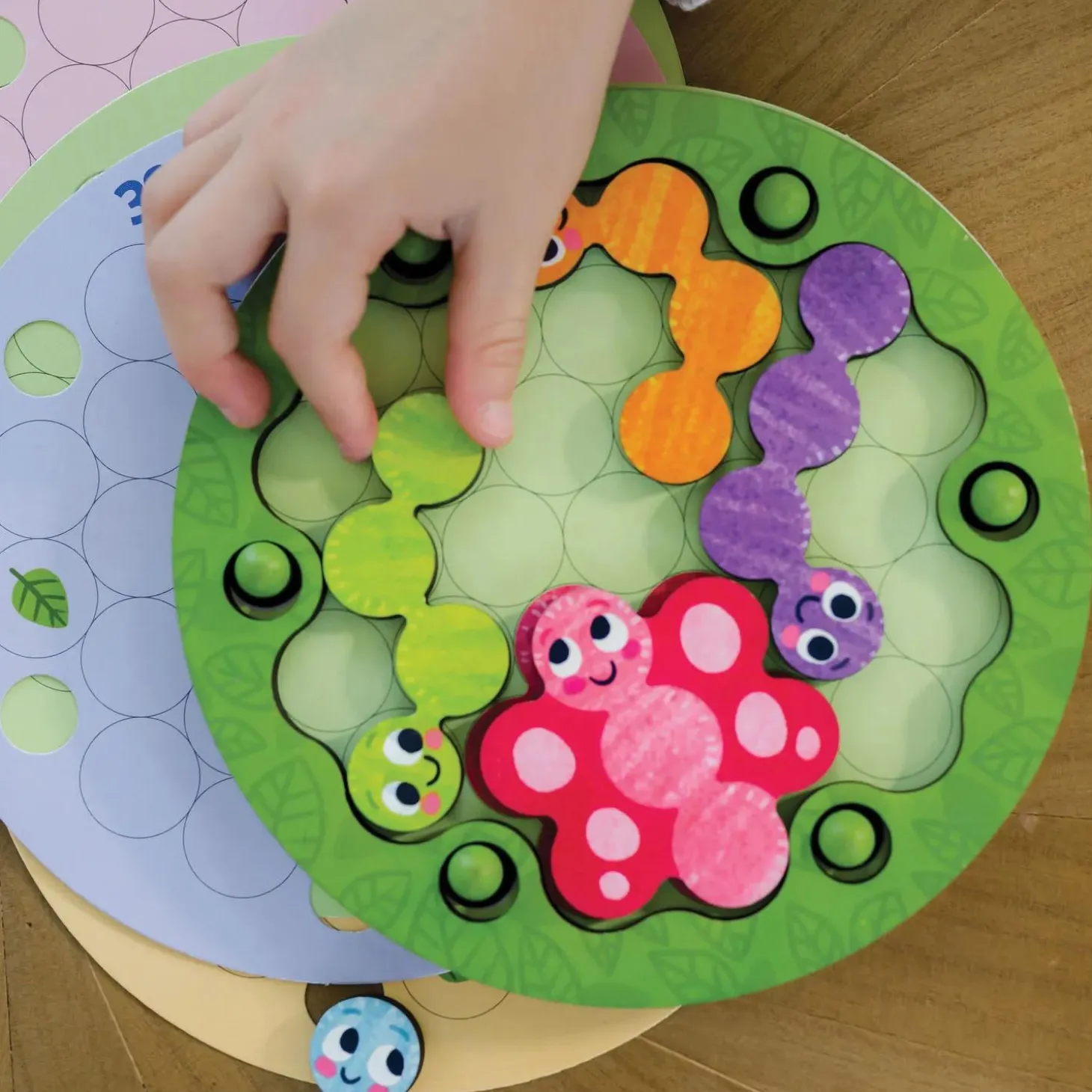 Peaceable Kingdom Color Clue Caterpillars Magnetic Puzzle Preschool Learning Game